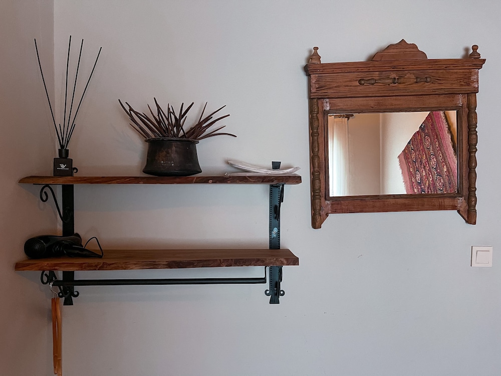 Comfort Room photo 2