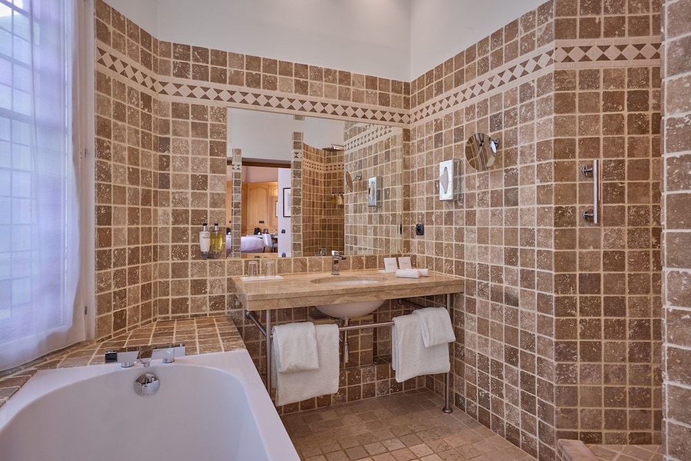 Prestige Suite - Photo 4