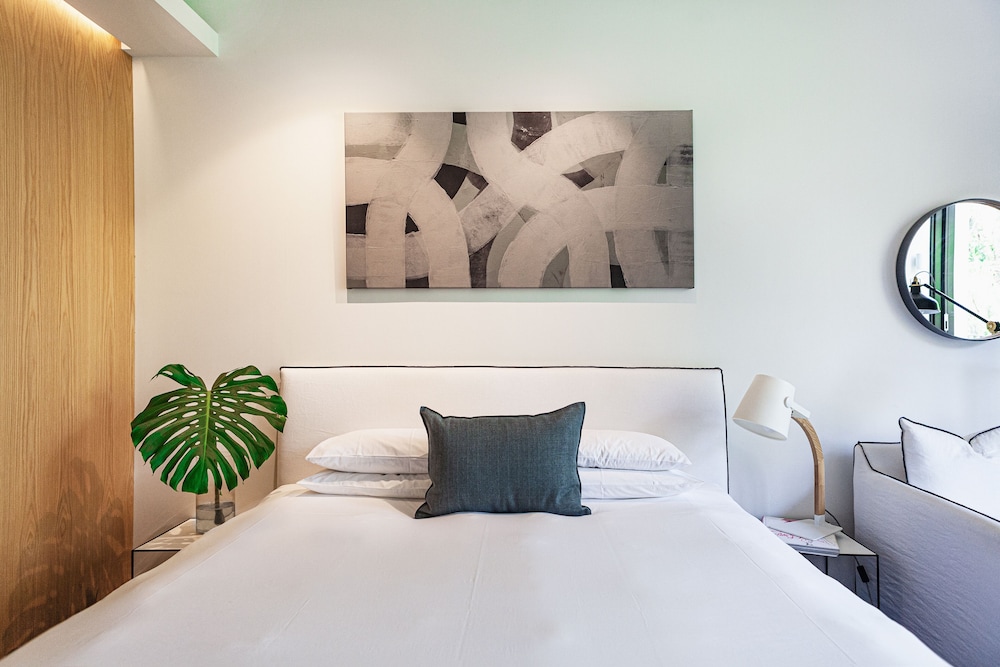 Pavilion Classic Pet-Friendly room