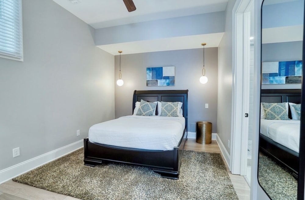 Durant Place (872 Durant Pl, NW, Atlanta, GA 30309)