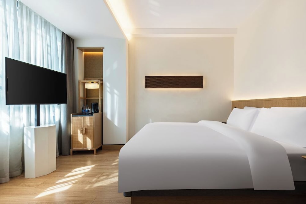 Standard Double Room, City View
