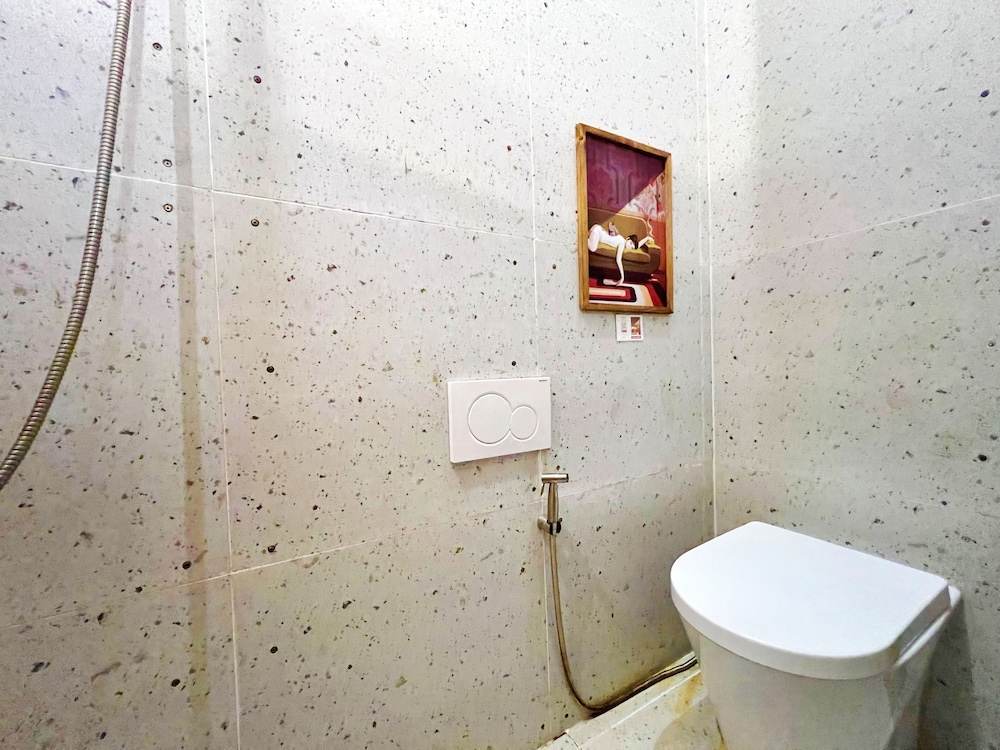 Private Double Bedroom - Photo 10