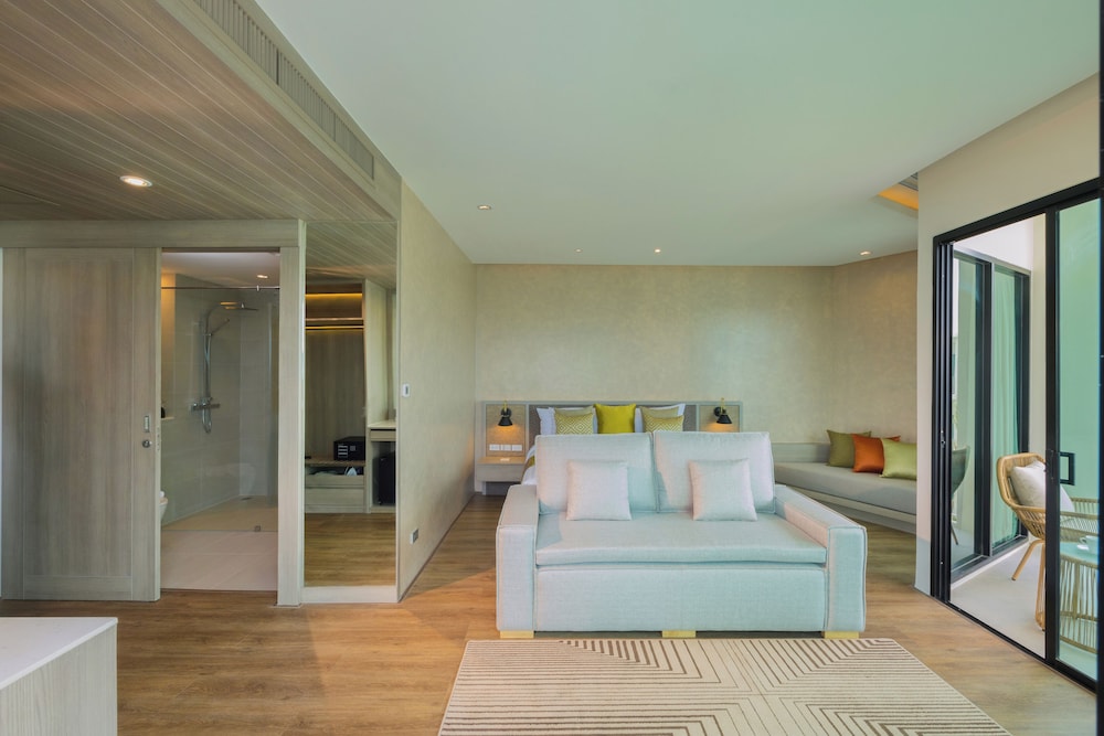 2 Bedroom Ocean View Suite - Photo 7