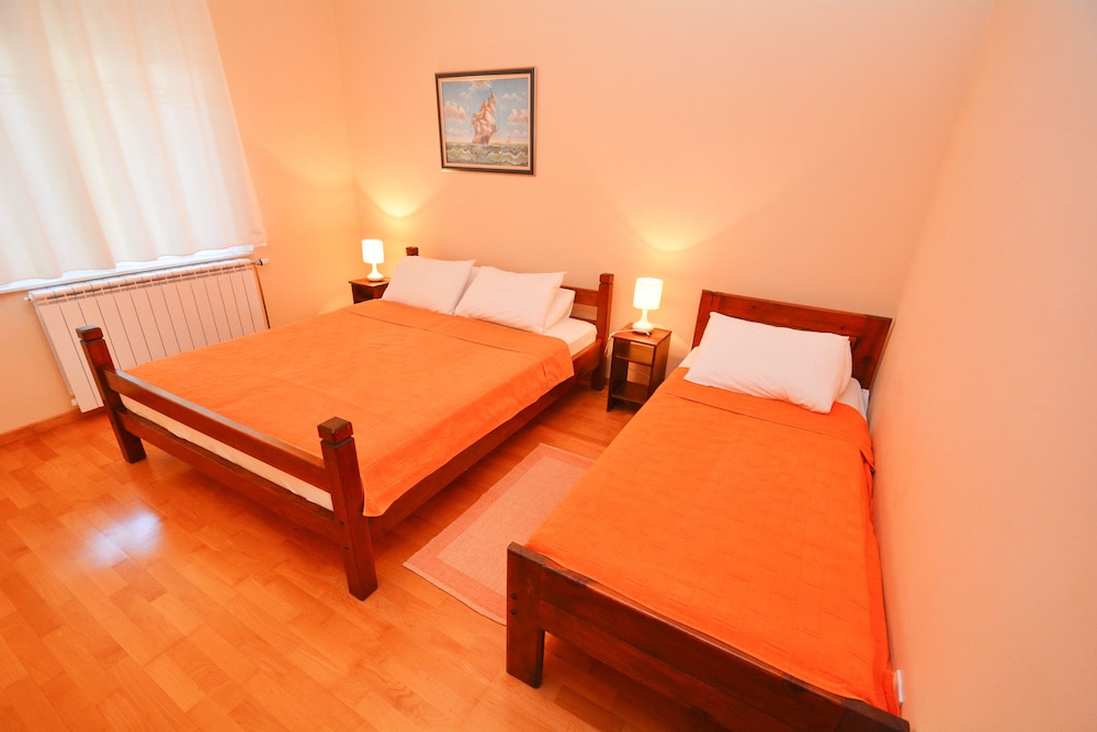 Apartment, 2 Bedrooms, Sea View photo 2