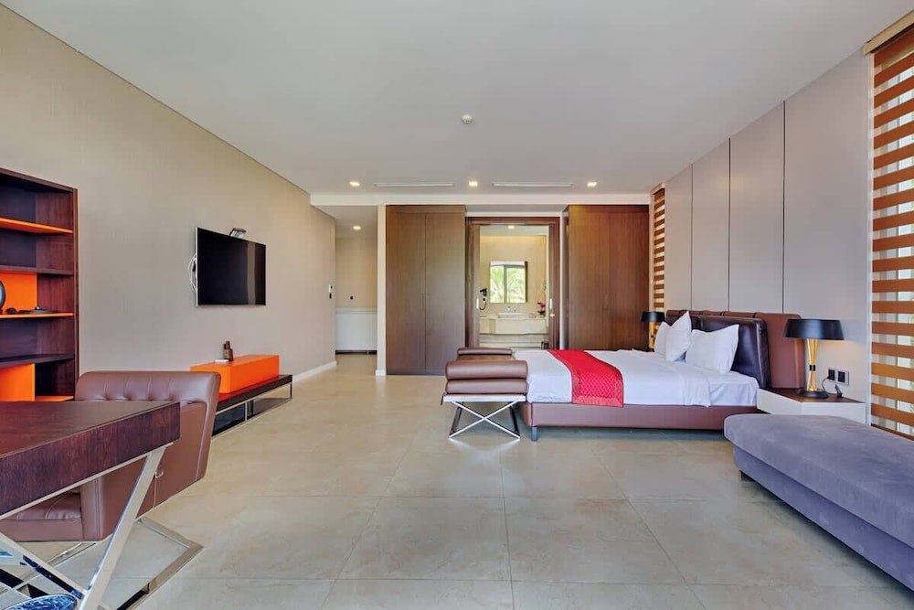 Villa, Multiple Beds, Pool Access, Pool View (Ov K2)