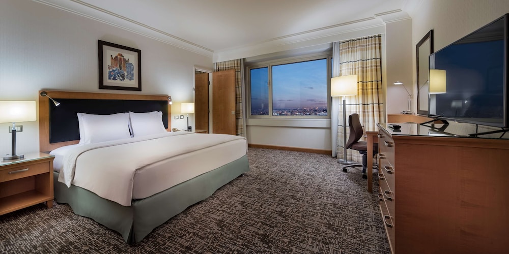 Suite, 1 Bedroom, Kitchen, River View (Business Lounge Access) - Photo 1