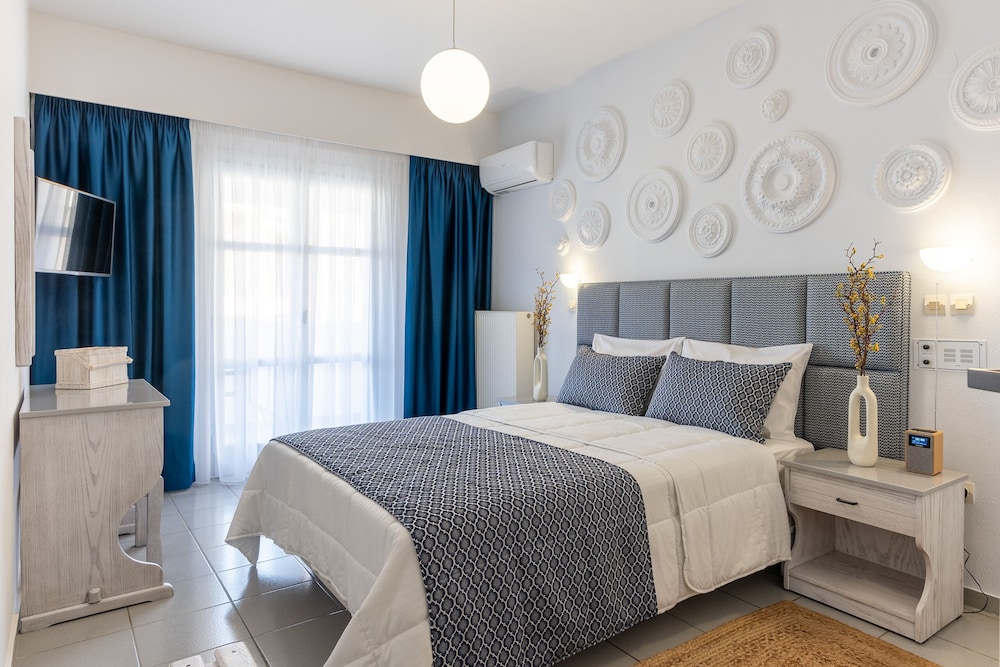 Standard One Bedroom Quintuple Apartment