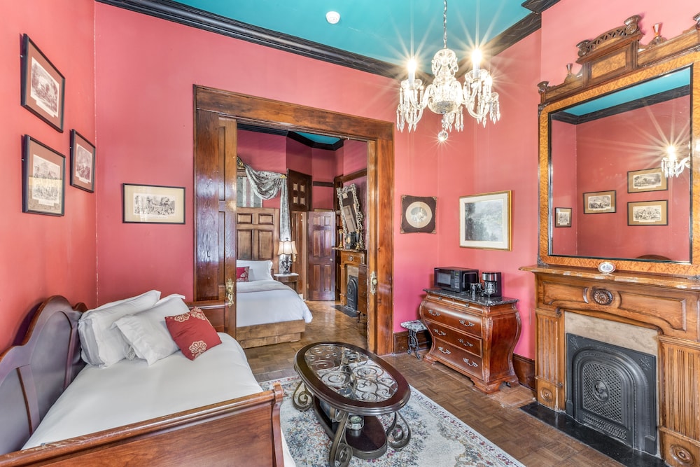 Comfort Suite, Private Bathroom (The Suite)