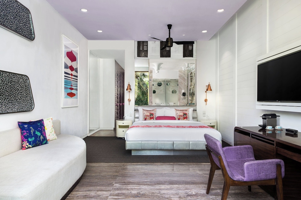 Room, 1 King Bed (Balcony)