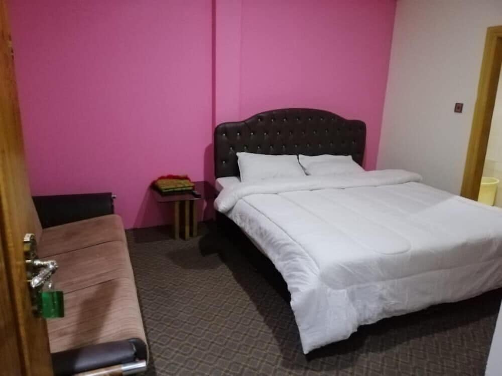 Standard Double or Twin Room photo 2