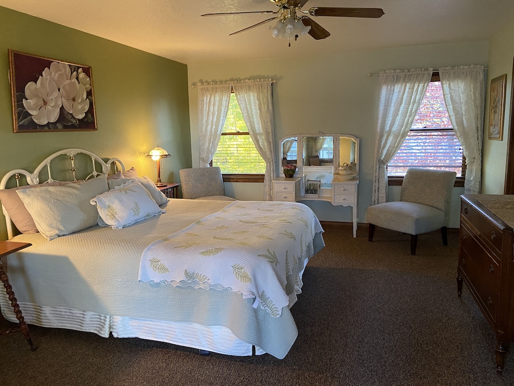 Garden Room, 1 King Bed