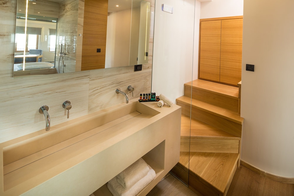 Superior Suite photo 2