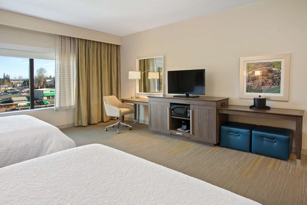 Room, 2 Queen Beds, Refrigerator & Microwave photo 1