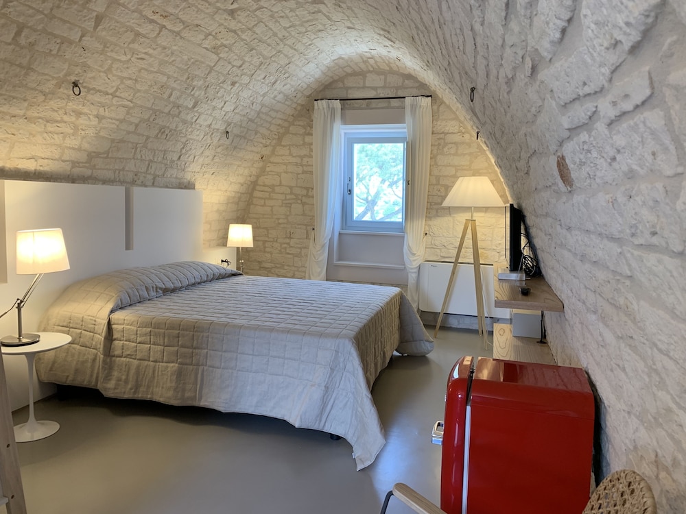 Classic Double or Twin Room, Valley View photo 2