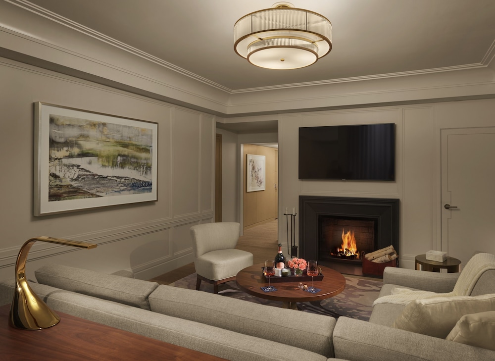 Classic Suite, Park View, Corner thumbnail 5