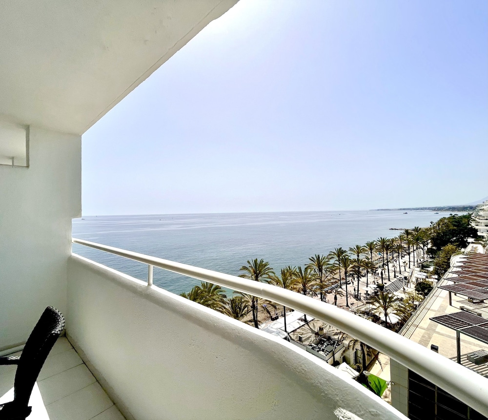 Premium Apartment, 1 Bedroom, Kitchen, Beach View