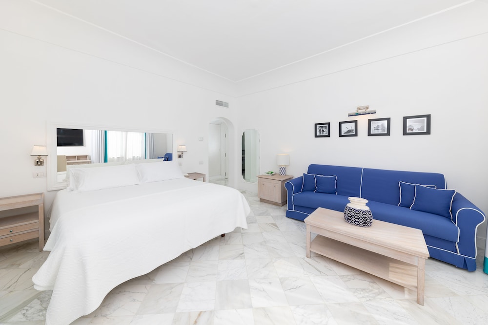 Superior Double or Twin Room, 1 Bedroom, Sea View