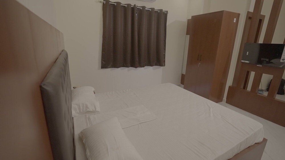 Deluxe Double or Twin Room, Garden View photo 3