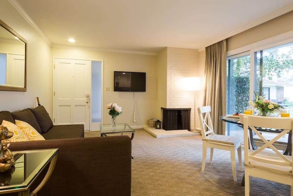 Comfort Condo, Garden View