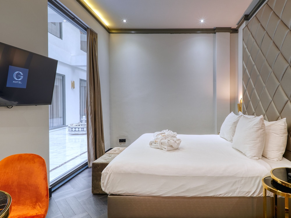 Large Standard Room -