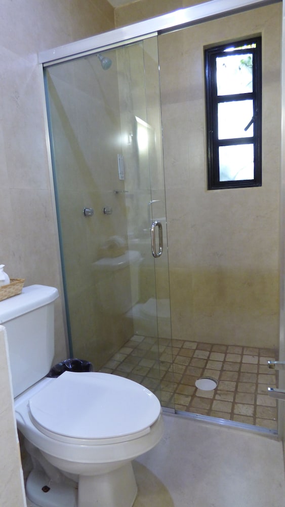 Standard Room photo 2
