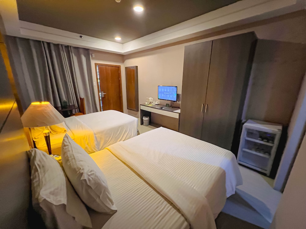 Superior Room, 2 Double Beds photo 2