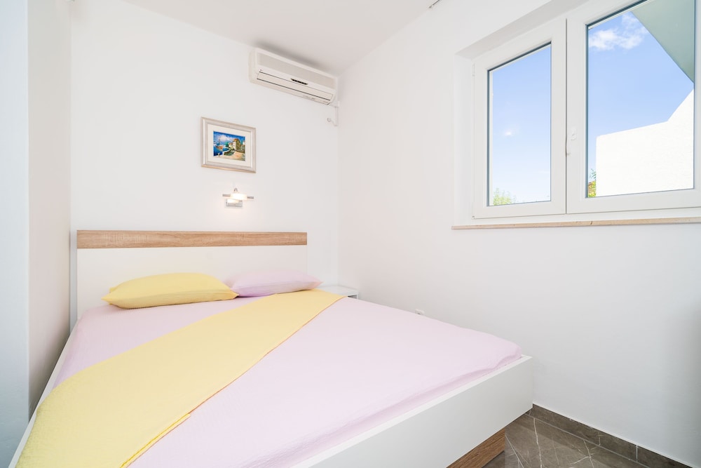 Double Room (Apartments &amp; Rooms Barišić - St) photo 3