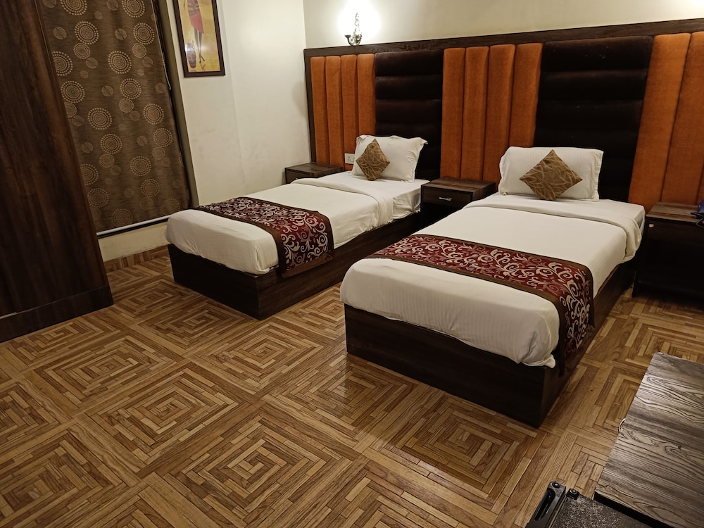 Executive Twin Room - Photo 2