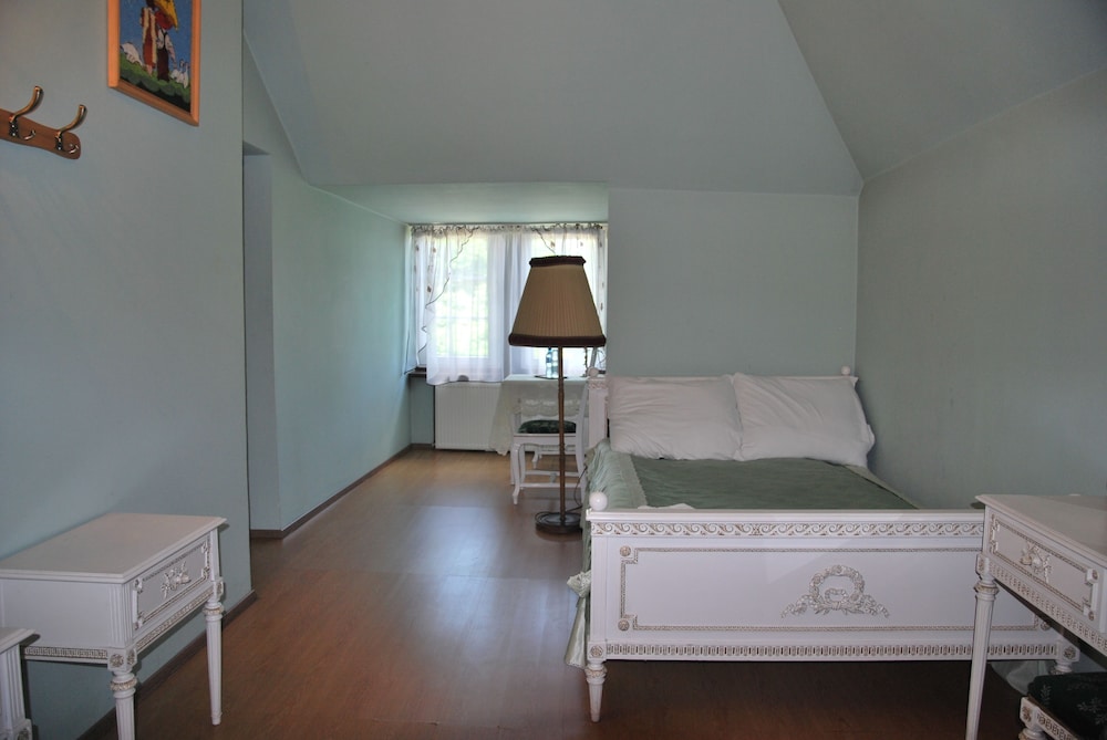 Traditional Double Room, 1 Double Bed, Private Bathroom, Garden View photo 3