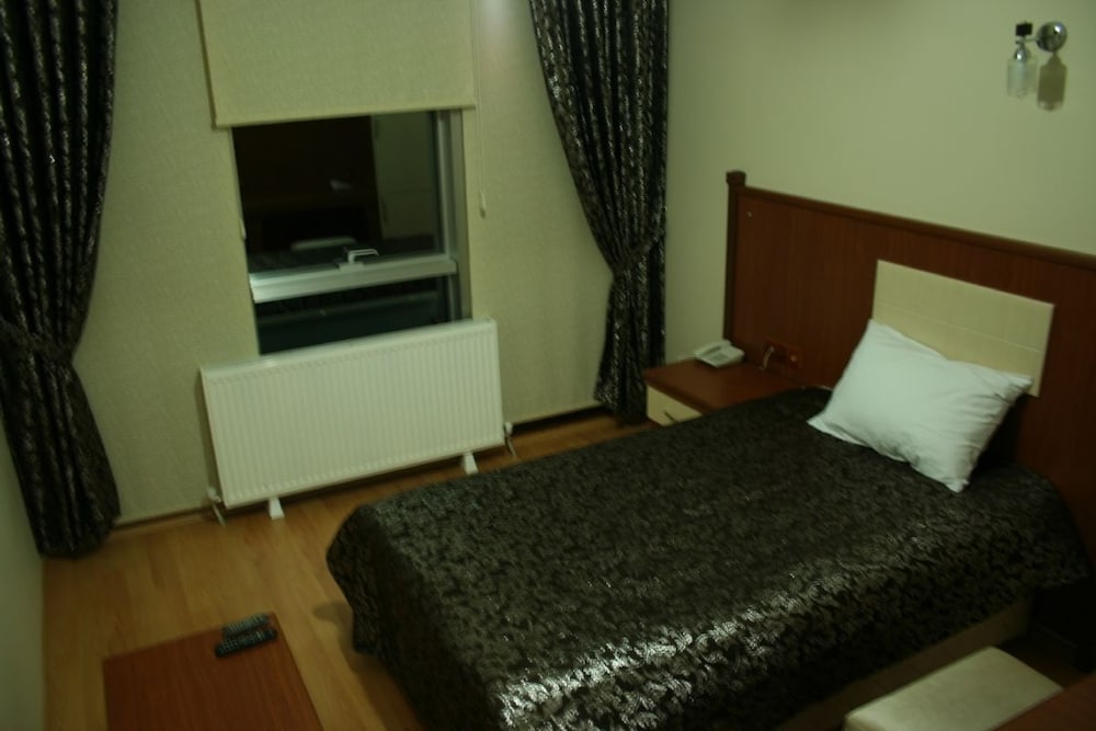 Single Room photo 2