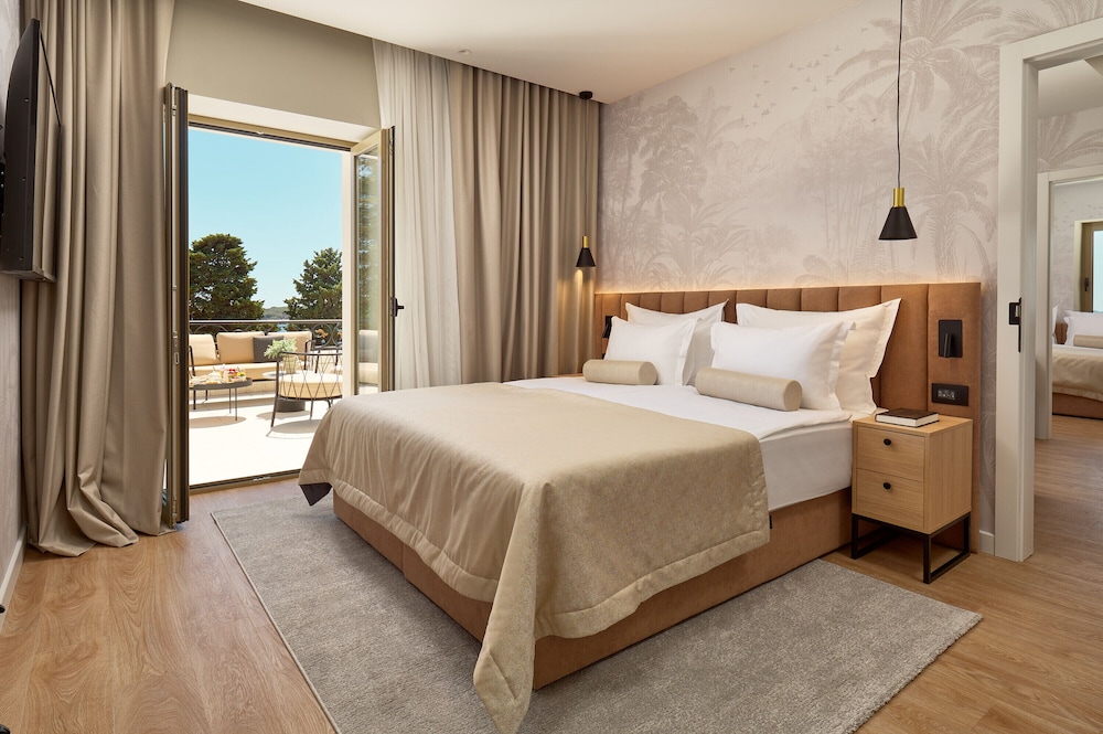 Presidential Studio Suite, Terrace, Sea View