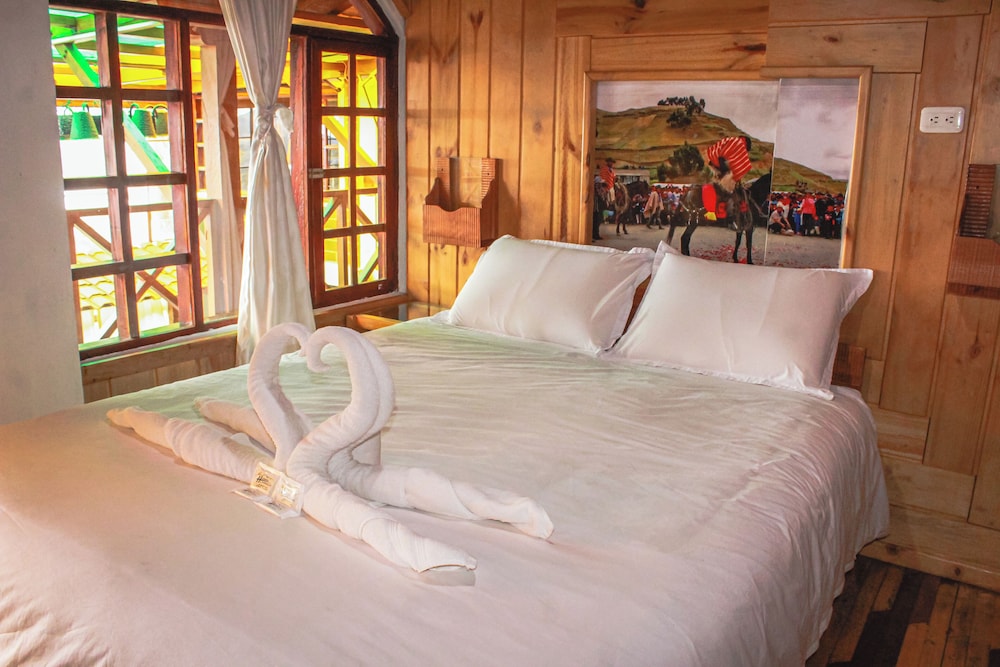 Romantic Double Room, 1 Queen Bed photo 2