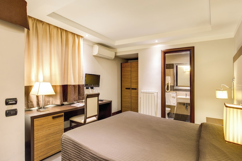 Quadruple Room photo 2