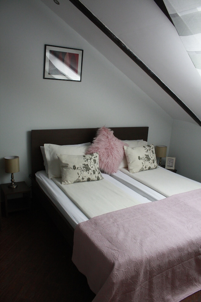 Deluxe Villa, 5 Bedrooms, Kitchen, Courtyard Area photo 3