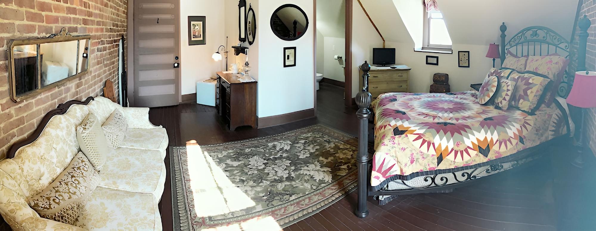 Greer Room photo 3