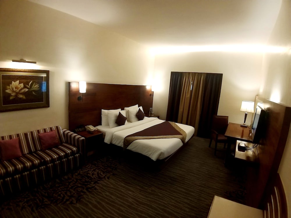 Premier Room - Photo 9