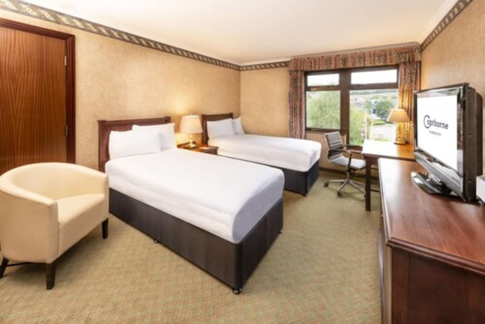 Standard Twin Room, Lakeside - Photo 1