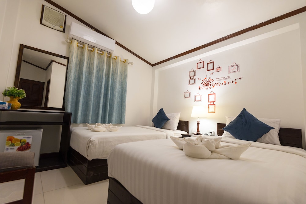 Classic Twin Room