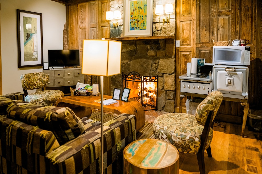 Standard Apartment, Ensuite (1812 Dillwyn) photo 3