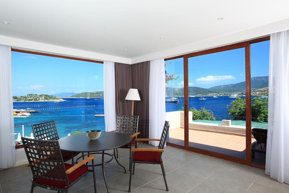 Suite 81 - Photo 11
