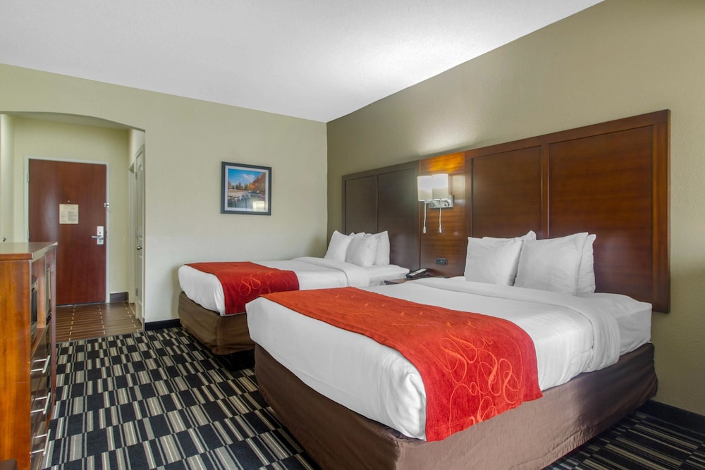 Suite, 2 Queen Beds, Non Smoking photo 1