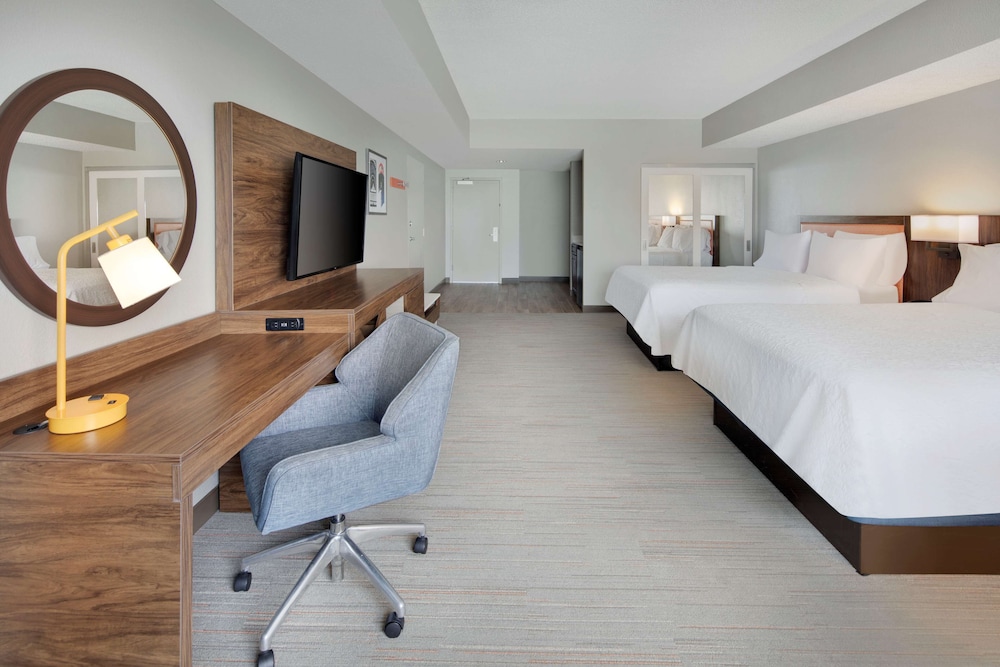 Room, 2 Queen Beds, Accessible, Non Smoking - Photo 1