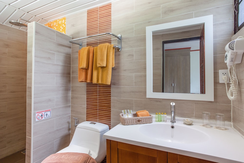 Superior Room - Photo 15