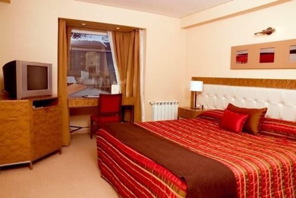 Standard Double Room photo 3