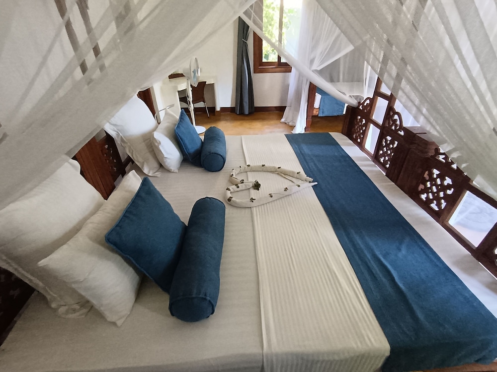 Deluxe Double Room, Balcony, Garden View photo 2