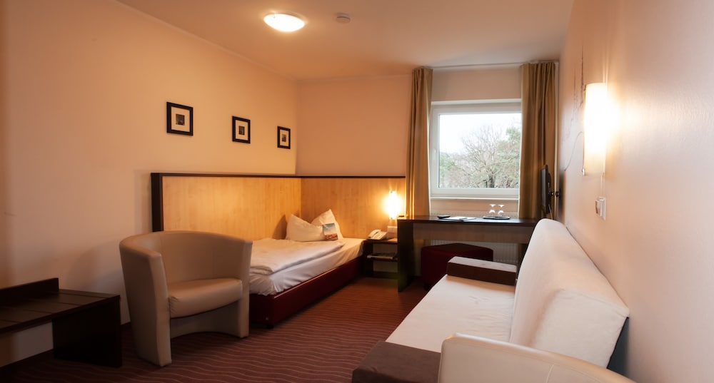 Standard Single Room, Non Smoking photo 2
