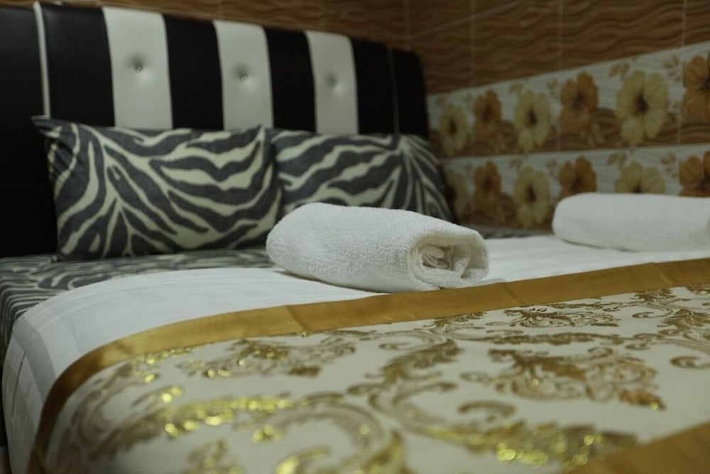Business Double Room - Photo 1