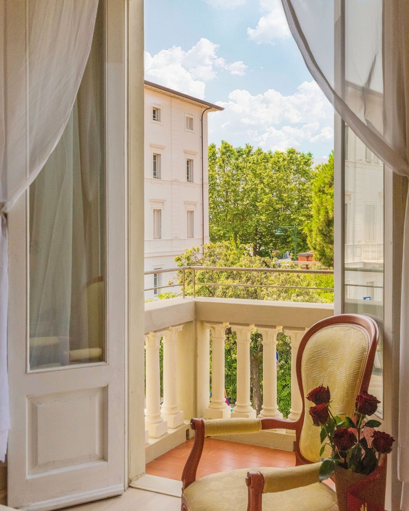 Superior Double Room - Photo 9