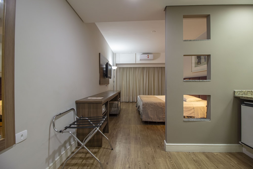 Deluxe Triple Room, Multiple Beds - Photo 2