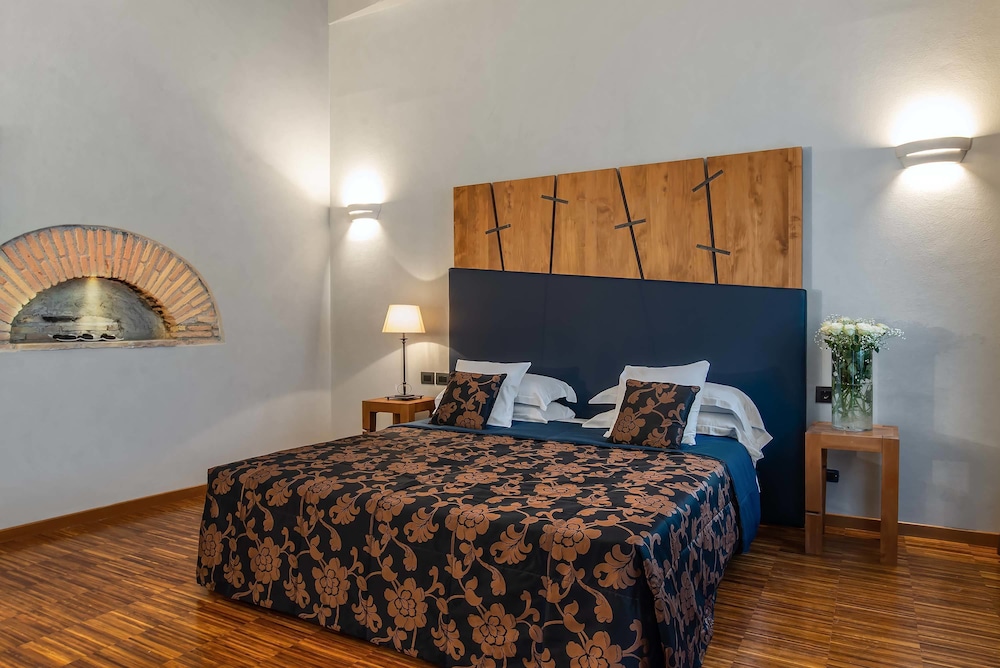 Junior Suite, Jetted Tub